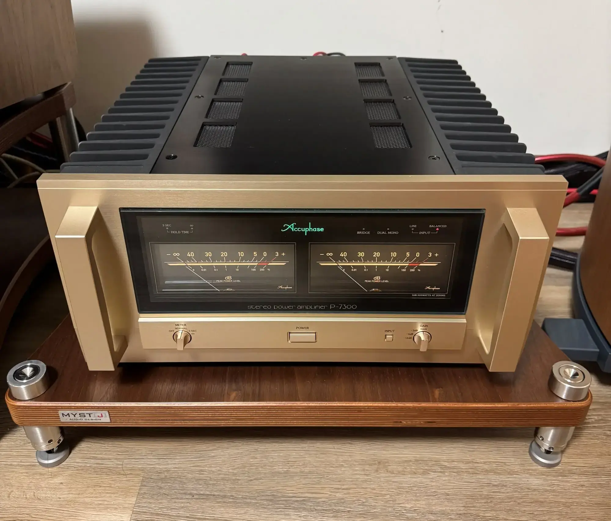 Accuphase