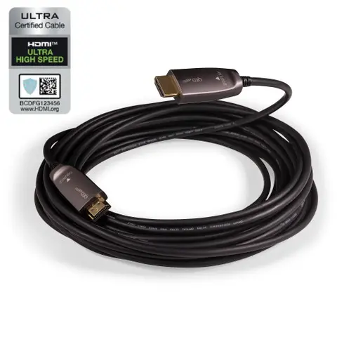 黑色 QED Active Optical Ultra High Speed HDMI 線、方向性接頭與認證標籤